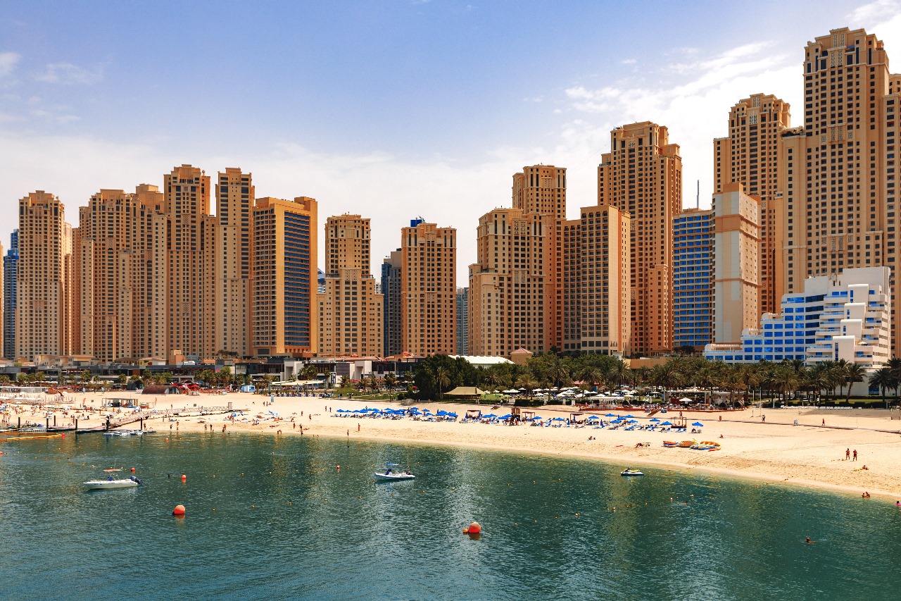 Hilton Residences Dubai Maritime City — exterior view in Dubai Maritime City