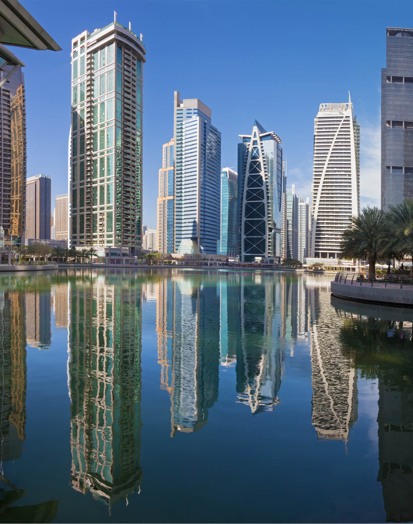 MBL Royal — exterior view in Jumeirah Lake Towers (JLT)