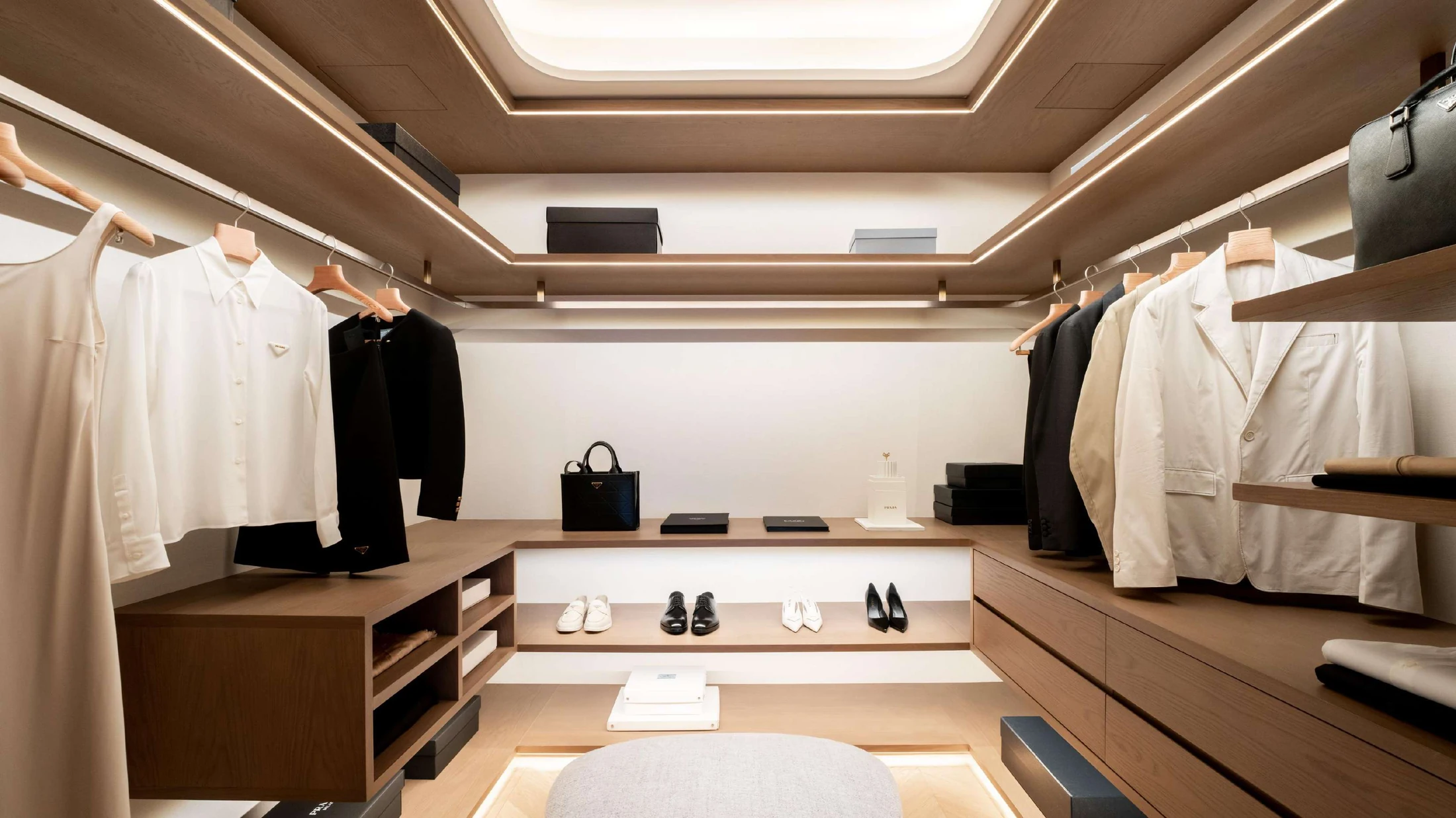 Walk-in wardrobe